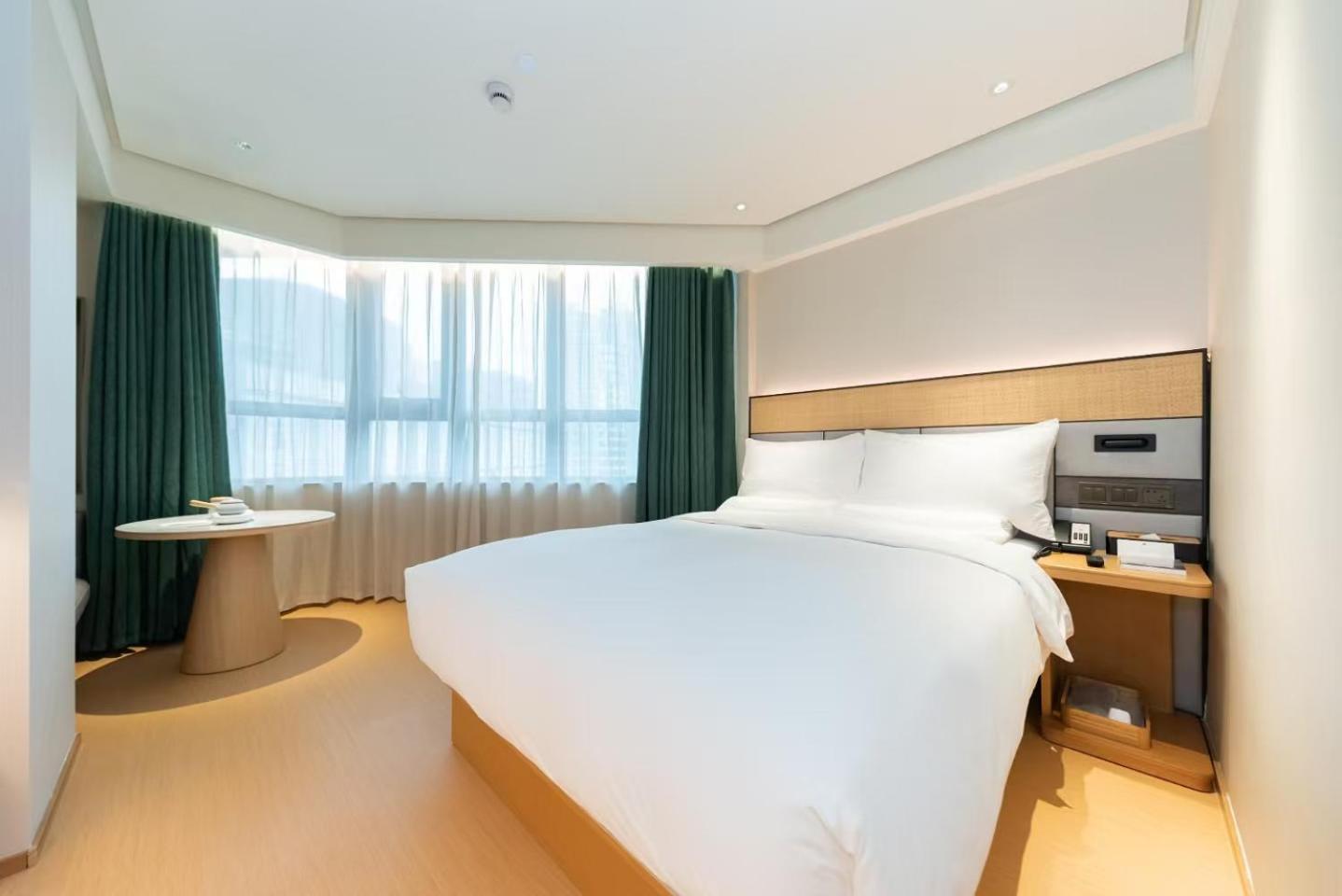 Hotel Ji Shanghai