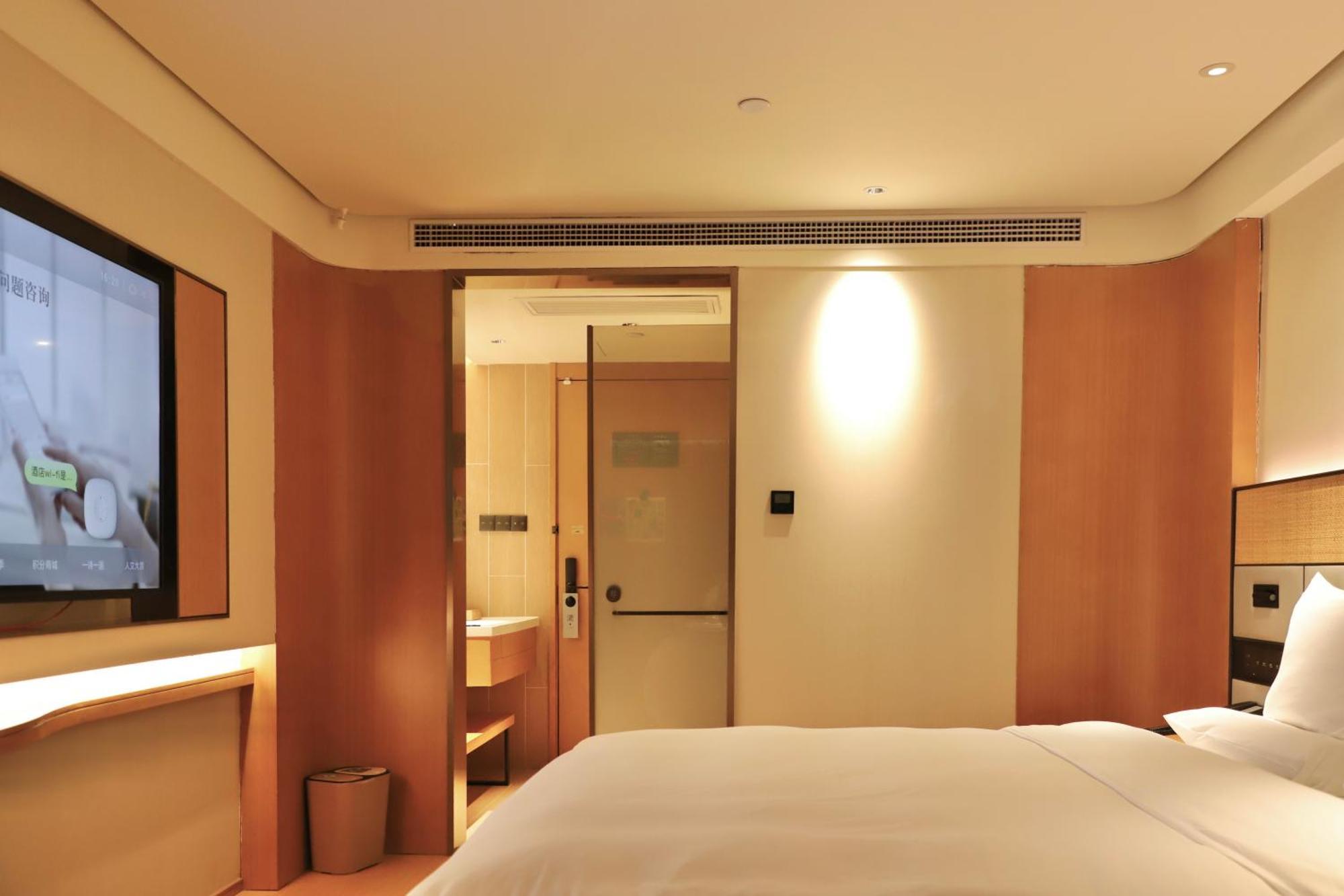 Ji 3* Shanghai