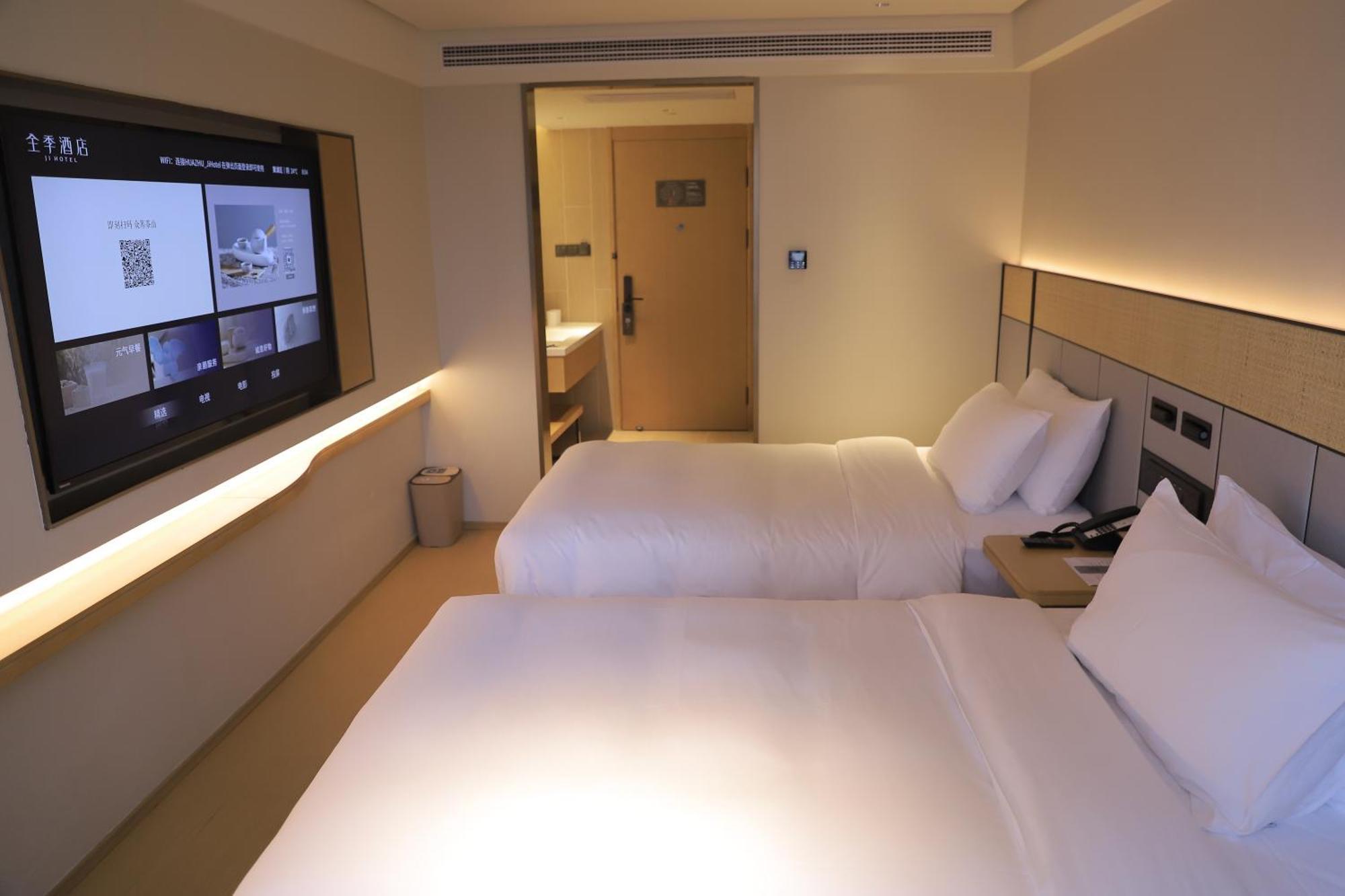 Hotel Ji